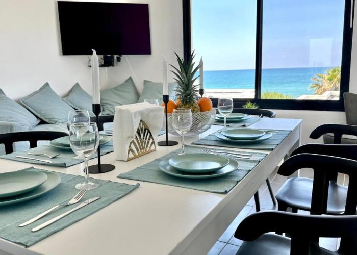 GW945 Gugel Waves Amazing Seaview Apartments