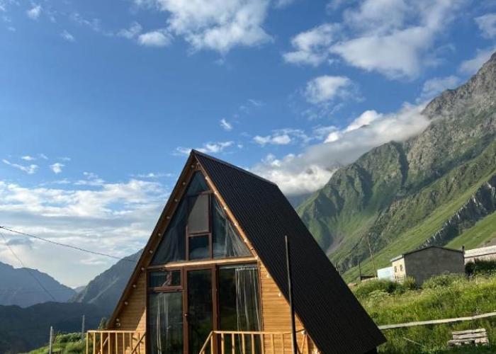 Kuro Kazbegi • ყურო ყაზბეგი