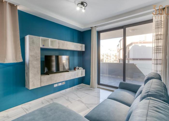 Relaxing 2BR home with Private Balcony in Mellieha by 360 Estates