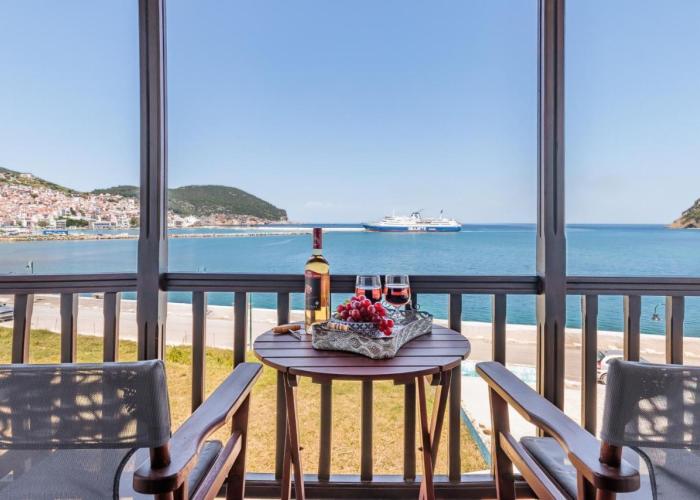 Nikolaos studios apartments