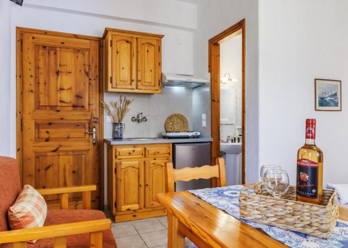 Nikolaos studios apartments