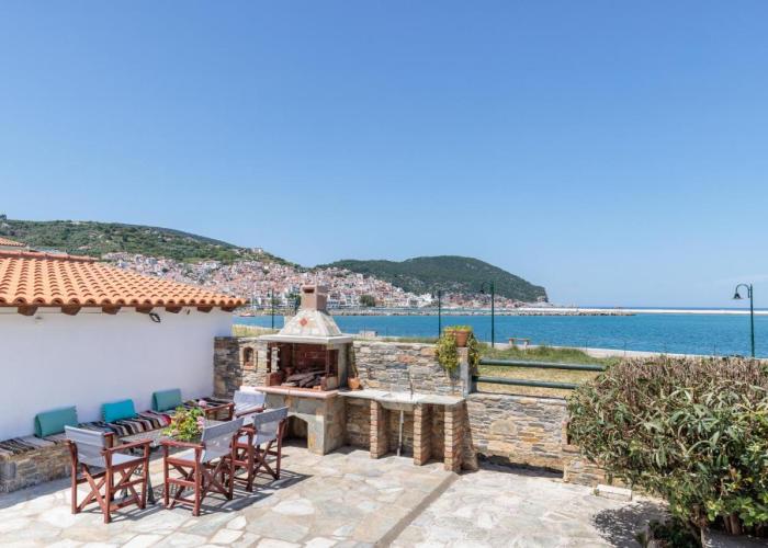 Nikolaos studios apartments