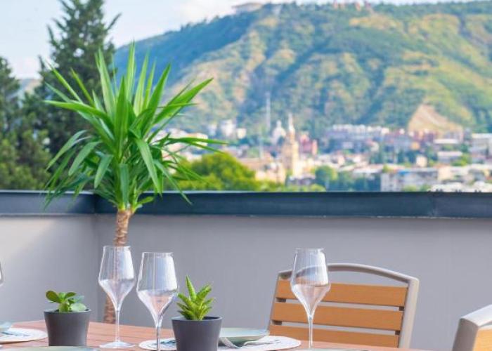 Qstay Gratus Tbilisi