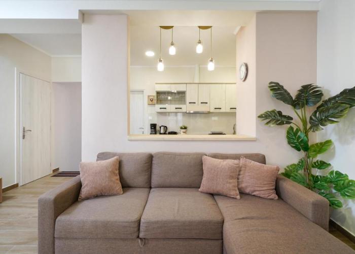 AMVROSIA APARTMENT