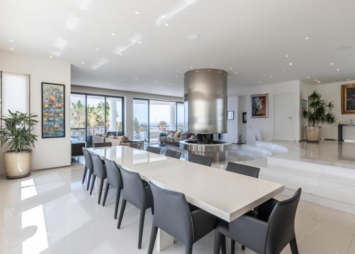 Villa with Mediterranean Sea views