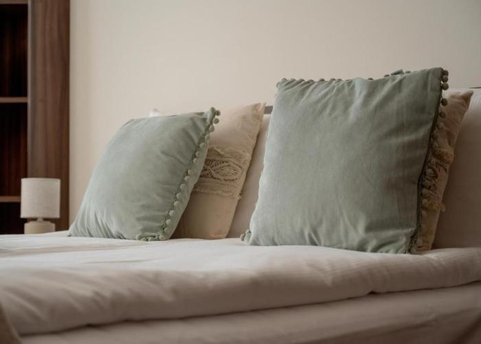 Exceptional Apartment with Parking for 6 Guests by Noclegi Renters