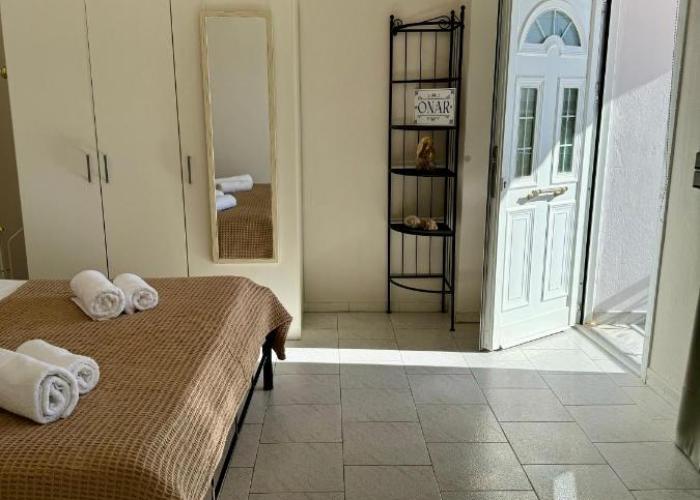 Onar Seaview Apartment in Pythagorio