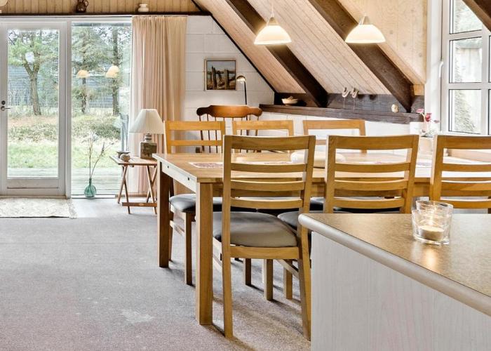 Charmerende sommerhus - natur, hygge og ro