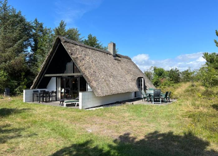 Charmerende sommerhus - natur, hygge og ro