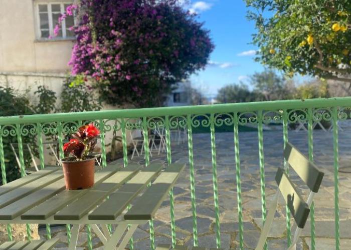 Hostl - Beds & Rooms - The Hostel Inn Paphos, Old Town