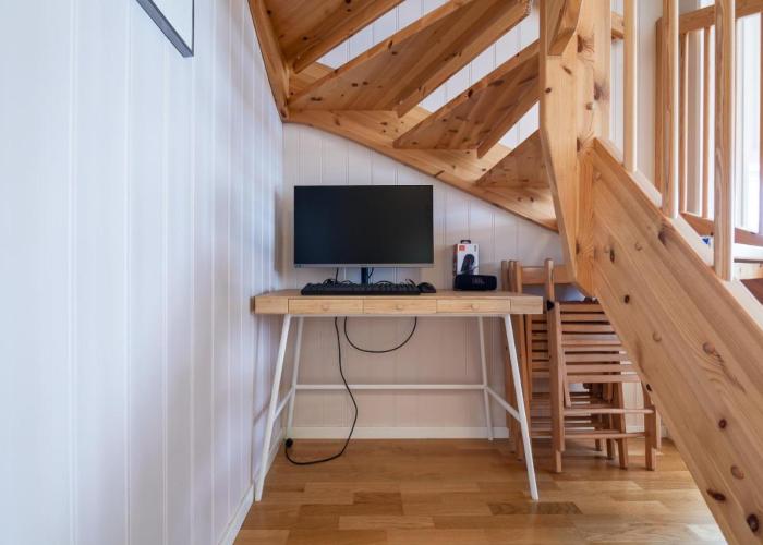Modern Seahouse in Svolvær with stunning views!