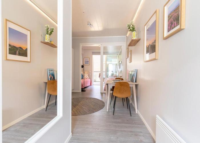 Modern apartment with balcony in the center of Svolvær