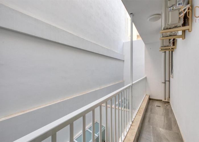 Roof top pool sensations APARTMENTS all with WIFI and AC