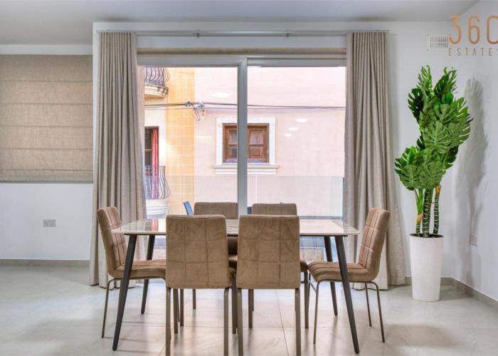 Roof top pool sensations APARTMENTS all with WIFI and AC