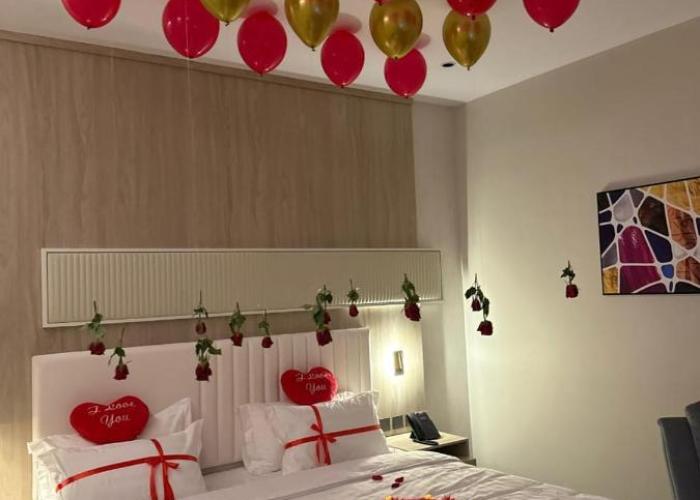 فندق النقاط الثمانية