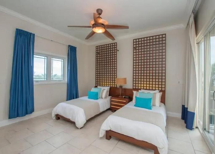 Alexandra Resort - All-inclusive