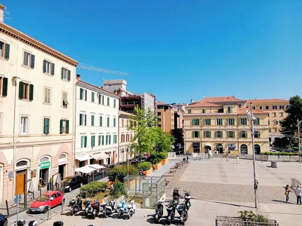 фото La Piazza