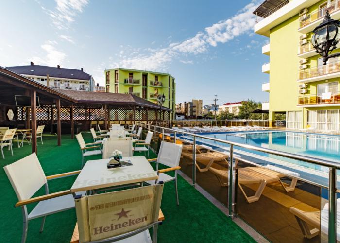 Relax Hotel