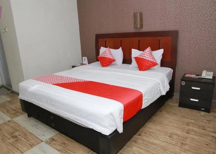 OYO 1656 Parama Su Hotel