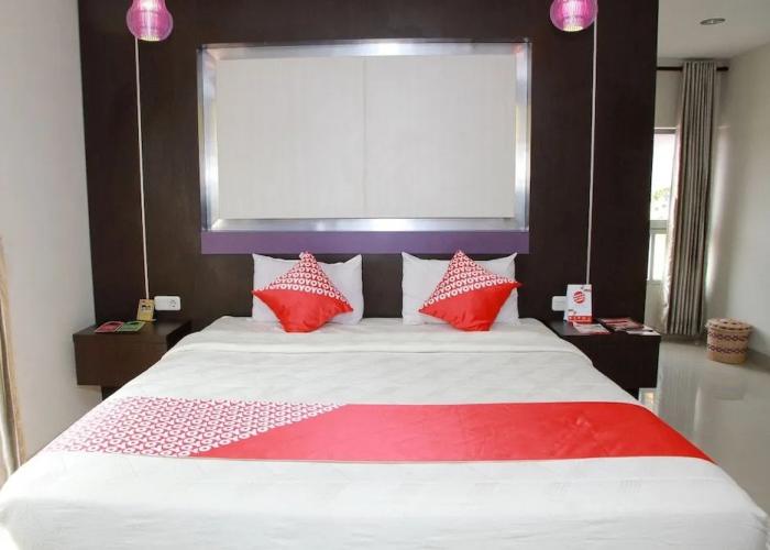 OYO 1656 Parama Su Hotel