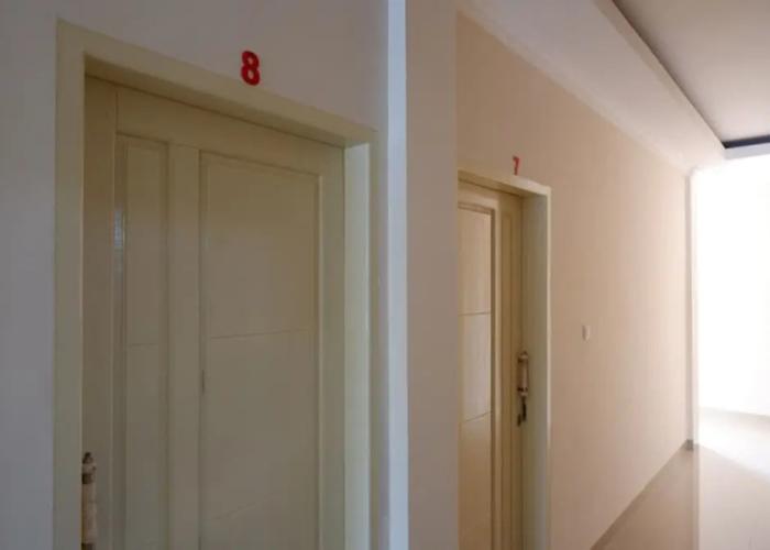 RedDoorz near Millenium Waterpark Palu