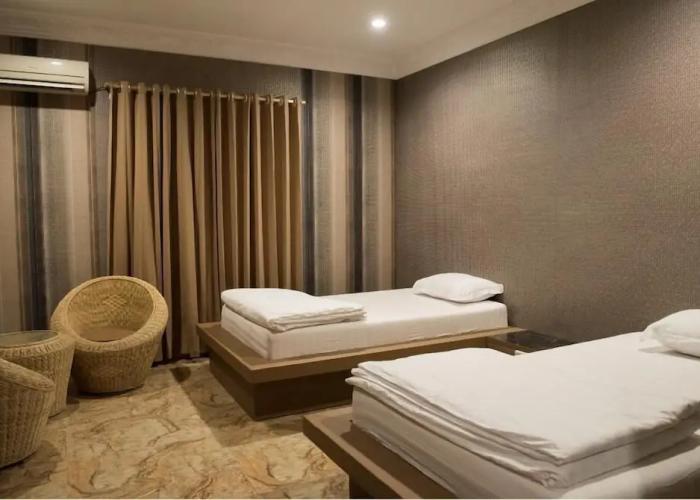 Hotel RAJA AKAS