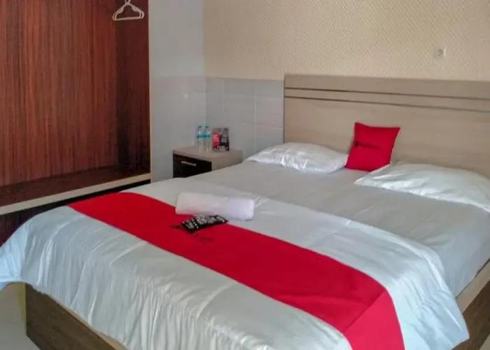RedDoorz @ Tinggede Area Palu