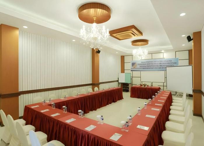 Sutan Raja Hotel & Convention Palu
