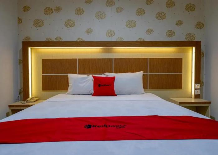 RedDoorz @ Hotel Bumi Palupy