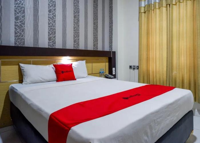 RedDoorz @ Hotel Bumi Palupy