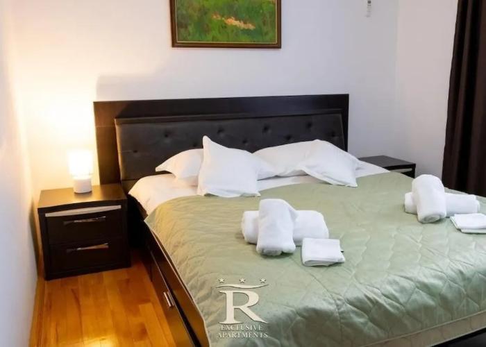 Apartment Family Rivulus