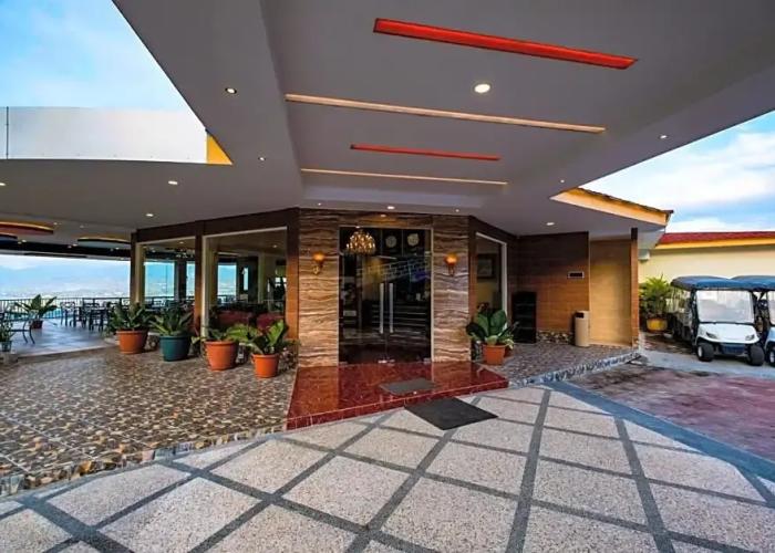 Bukit Indah Doda Hotel & Resorts