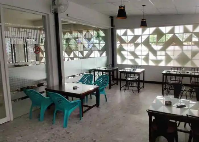 Lucky Hotel Palu