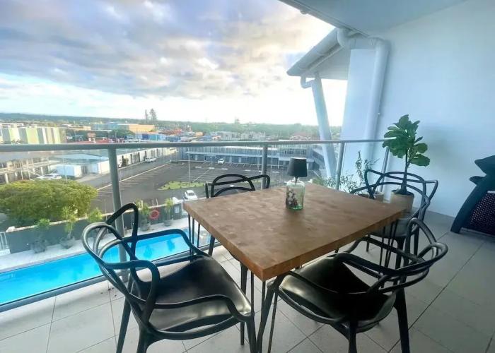 The Top Deck Retreat Ballina