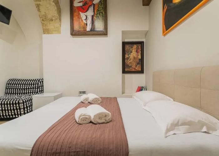 Bari Red Rooms by Wonderful Italy