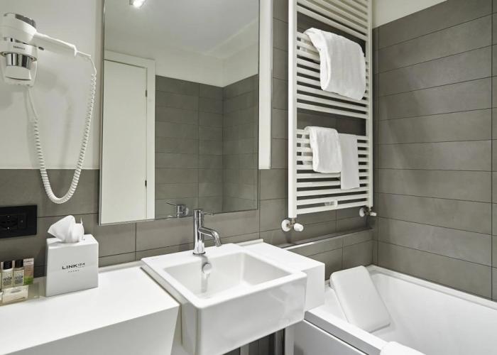 Link124 Hotel