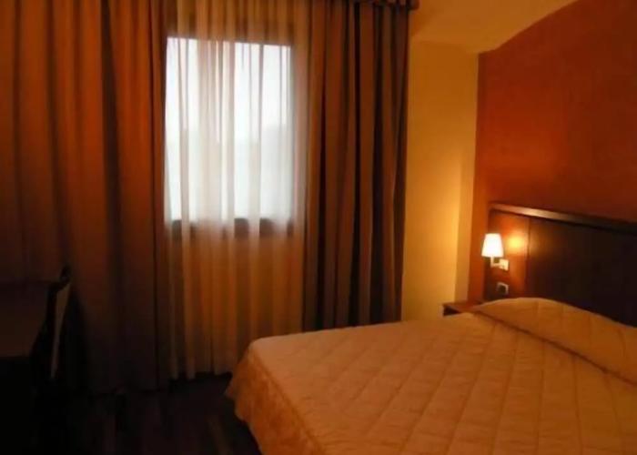 Dado Hotel International