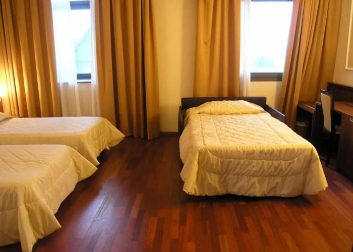 Dado Hotel International