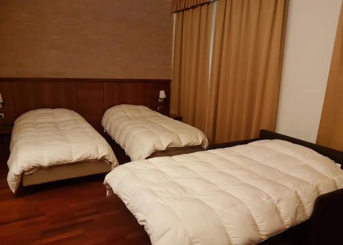 Dado Hotel International