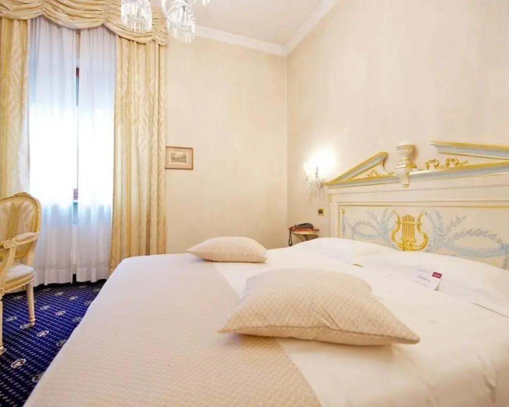 фото Hotel Stendhal