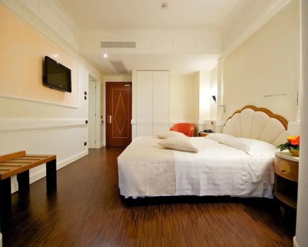 фото Hotel Stendhal