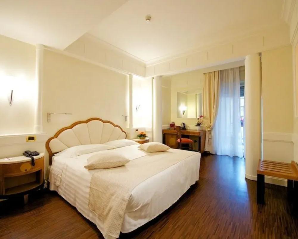 фото Hotel Stendhal