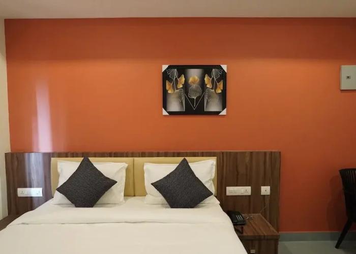 Hotel Hive Inn