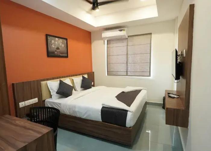 Hotel Hive Inn