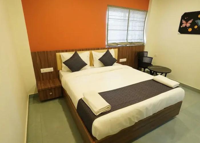 Hotel Hive Inn