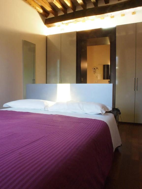 фото Parizzi Suites & Studio