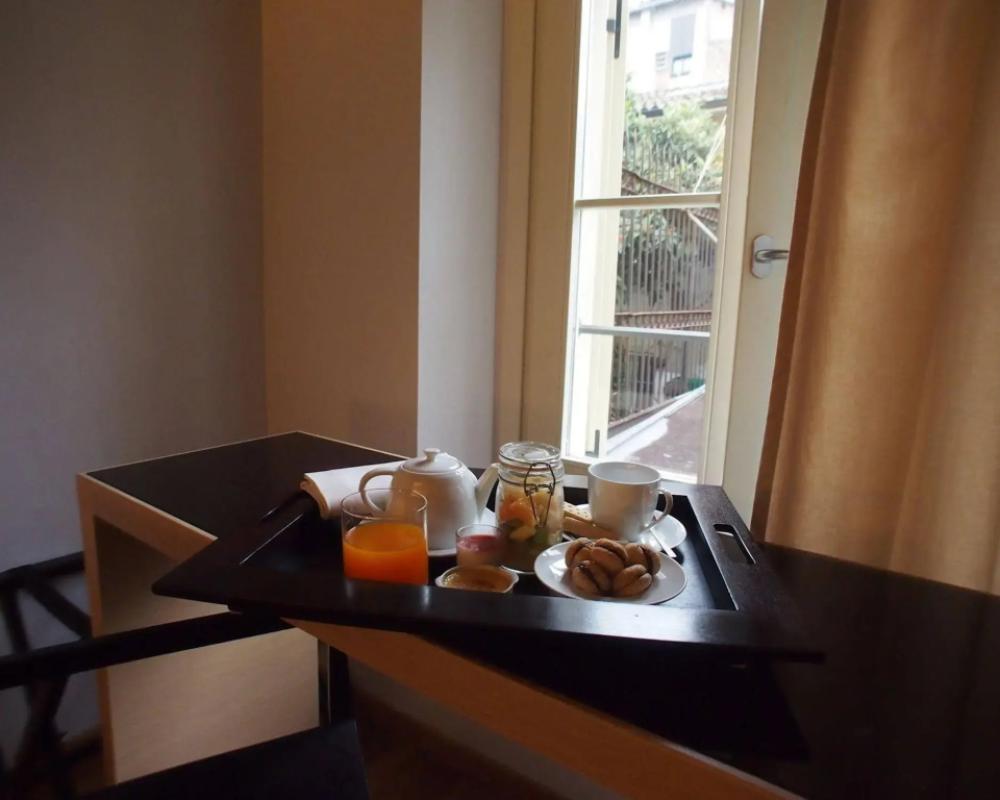 фото Parizzi Suites & Studio