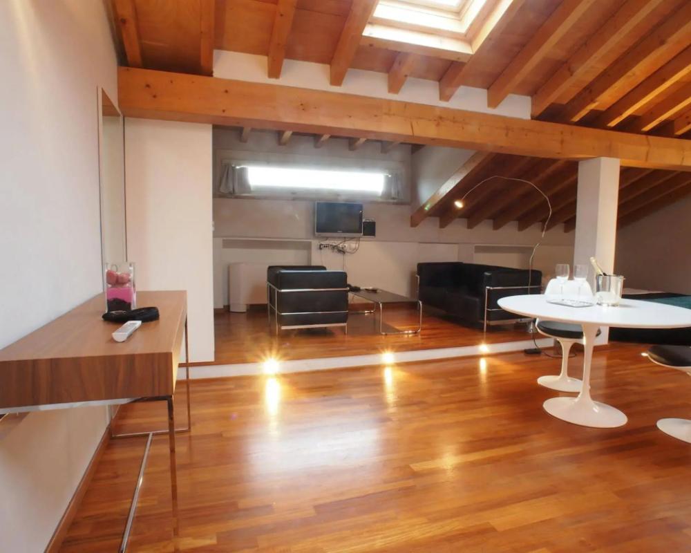 фото Parizzi Suites & Studio