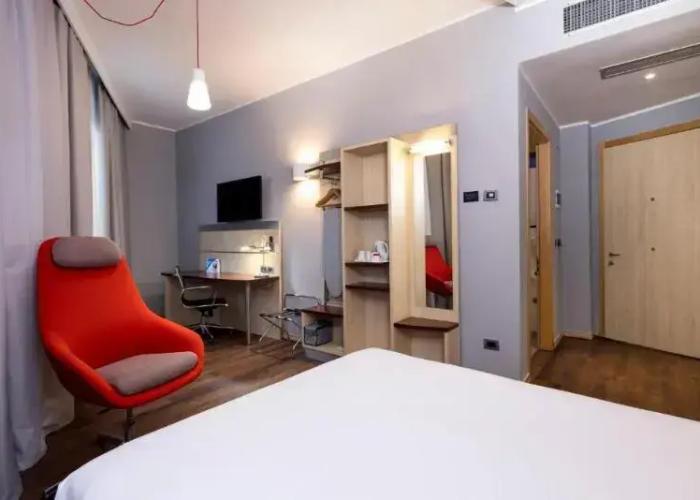 Holiday Inn Express Parma