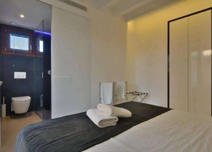 Lonja Suites Apartments